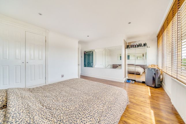 Bedroom1-2