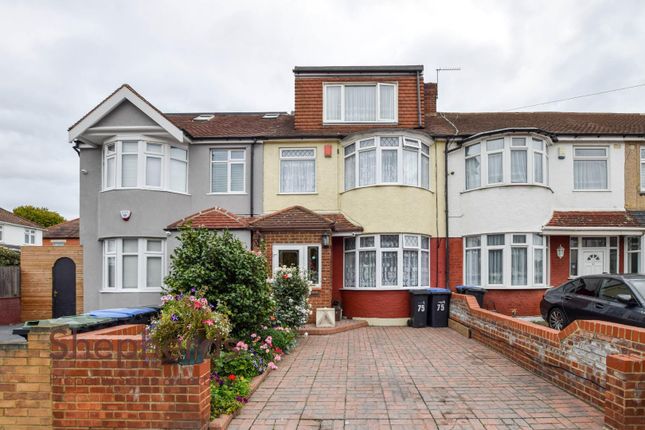 Thumbnail Terraced house for sale in Westmoor Road, Enfield