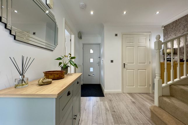 14 Hallam Fields Road, Leicester photo 3