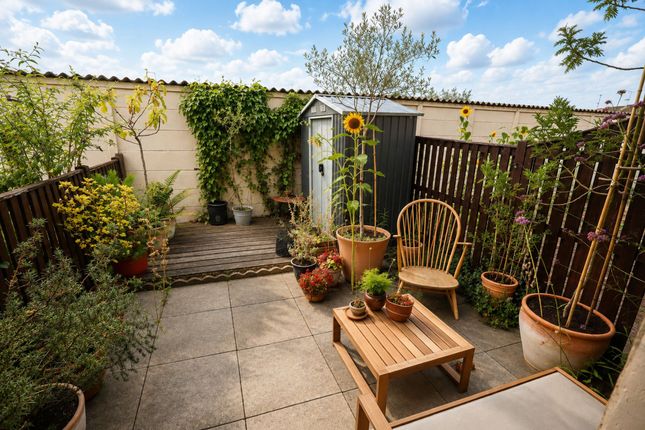 20 Bowmans Court, Hemel Hempstead photo 4