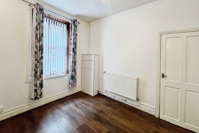 128, Royds Street, Accrington photo 4
