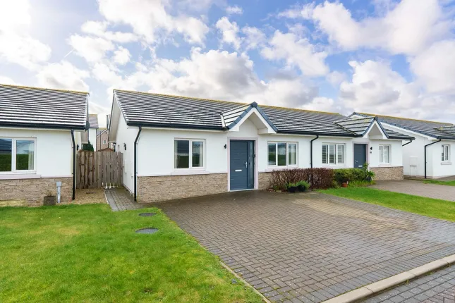2-bed house on 4, Rockmount Road, Peel, £375,000