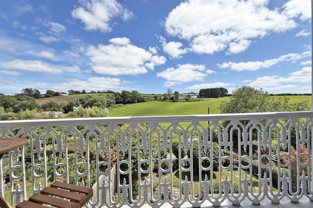 53 Tehidy Road, Par photo 5