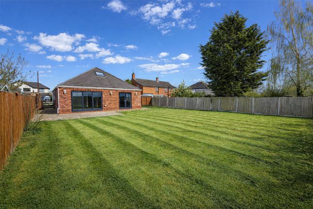 34, Hale Road, Sleaford photo 3