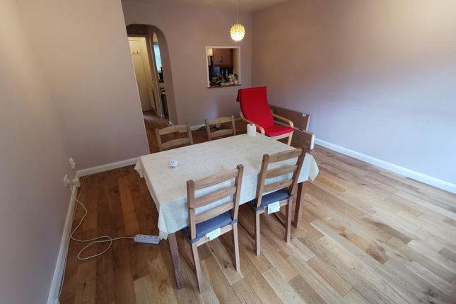 9, Undine Road, London photo 2