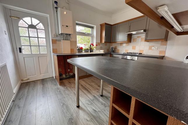 86, Butler Road, Harrogate photo 4