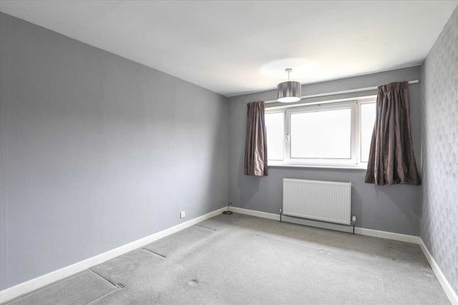 Semi-detached house to rent in Finch Drive, Barton Seagrave, Kettering