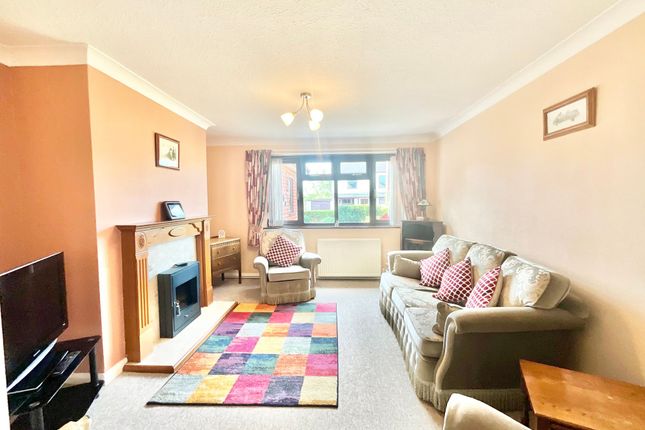 5 Lockwood Road, Stoke-On-Trent photo 2