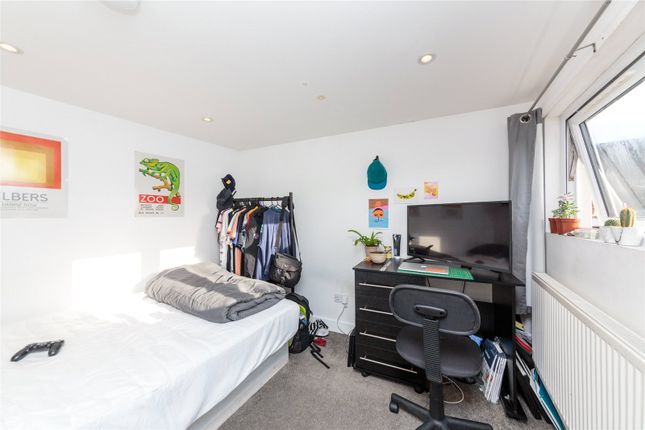 Terraced house to rent in Elm Grove, Brighton, East Sussex
