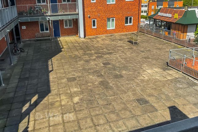 54, James Watt Way, Erith photo 4