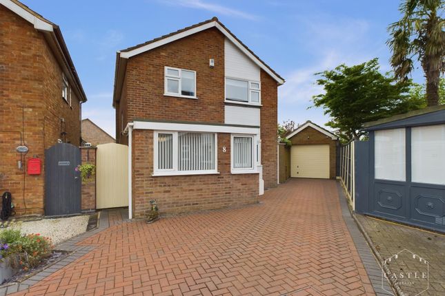 Thumbnail Detached house for sale in Wensleydale Close, Barwell, Leicester