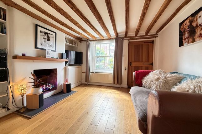 62 Plomer Green Lane, High Wycombe photo 3