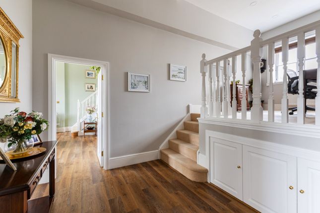 Apartment 6,, Tewin Water House, Welwyn photo 4