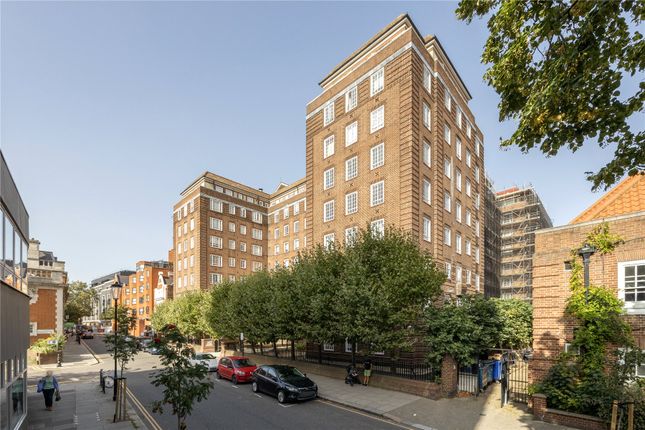 1-bed flat on 19, Swan Court, Chelsea, £330,000