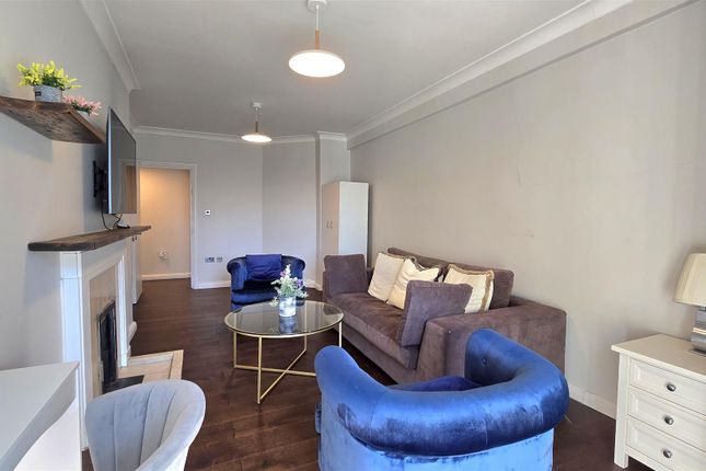 Flat 72, Dorset House, Gloucester Place, London photo 3