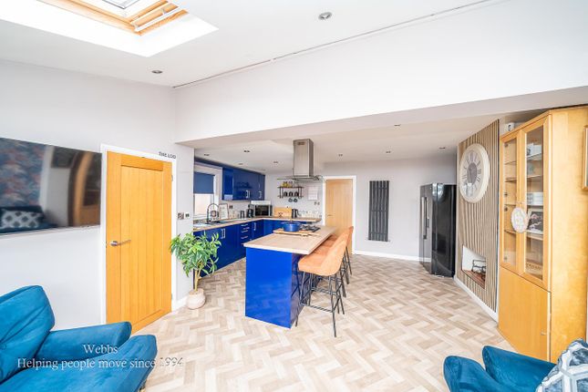 53, Chase Road, Burntwood photo 2