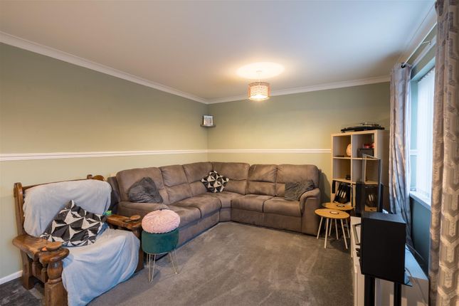 Dawan Close, Barry photo 3