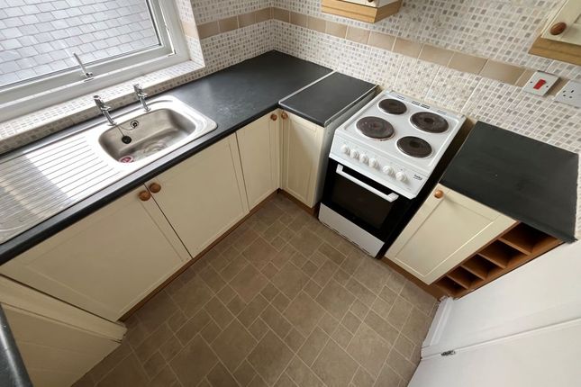 37, Greenfield Road, Colwyn Bay photo 4