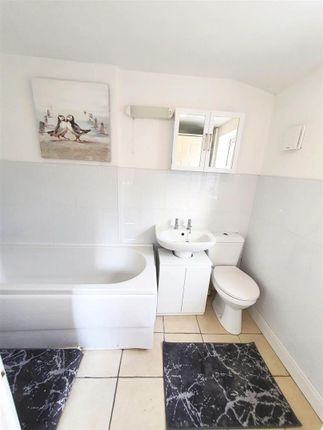 21, Walgrave Street, Hull photo 4