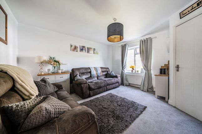 31, Kemperleye Way, Bristol photo 3