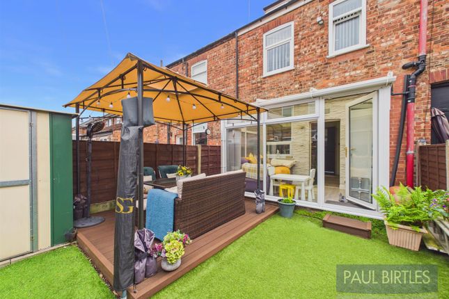 21, Richmond Avenue, Trafford photo 2