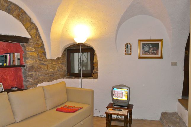 Apartment for sale in Via Angeli, Apricale, Imperia, Liguria, Italy