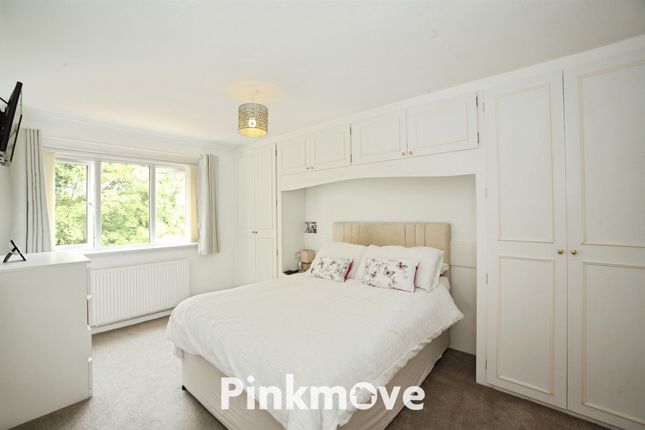 98, Claremont, Newport photo 4