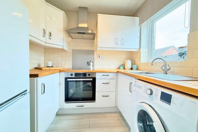 6 Windmill Close, Lakenheath, Brandon photo 3