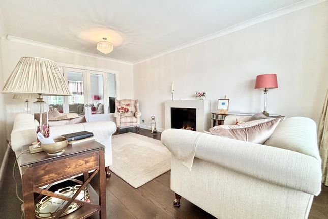Newlands, 3, Main Street North, Leeds photo 2