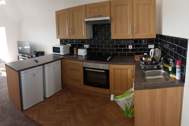 Flat 2, 41 Montgomery Road, Manchester photo 5