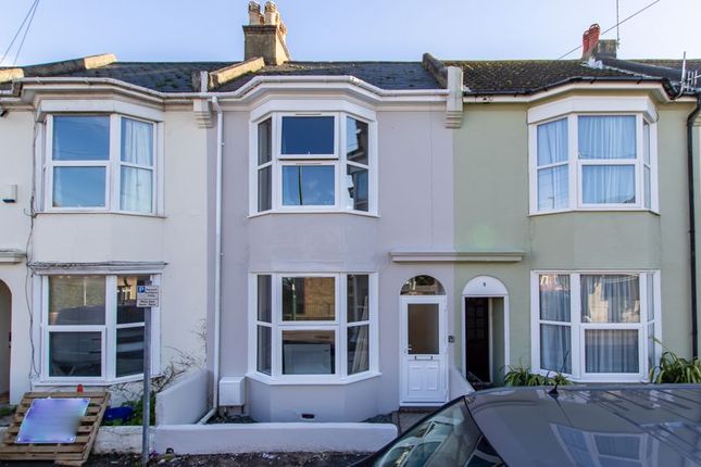 White and Brooks, PO21 - Property for sale from White and Brooks estate  agents, PO21 - Zoopla