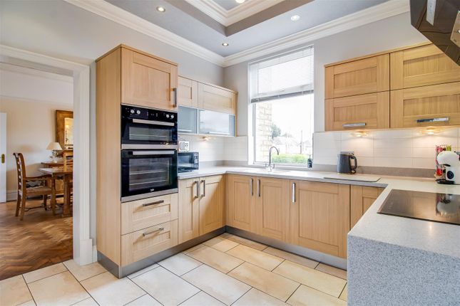 256, Wakefield Road, Dewsbury photo 4