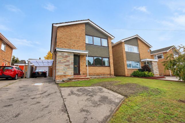 3-bed detached on Spixworth Road, Norwich, £350,000