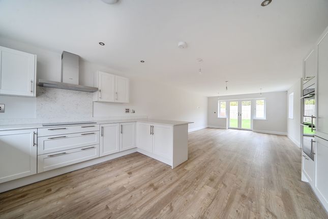 The Starling, Plot 13, Folders Lane, Burgess Hill photo 3