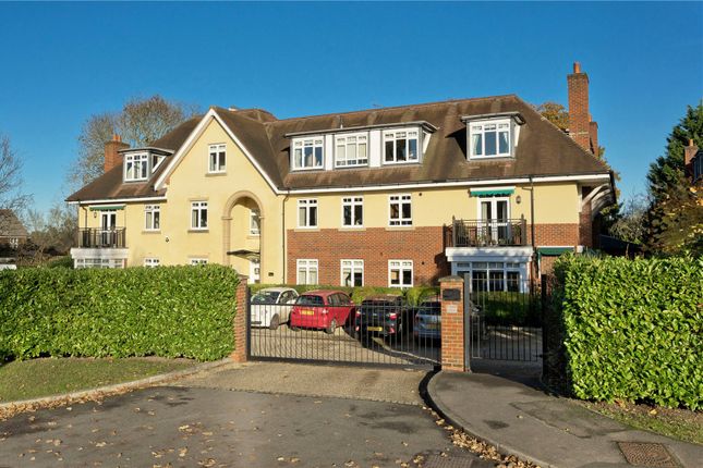 Thumbnail Flat for sale in Church Road, Claygate, Esher, Surrey