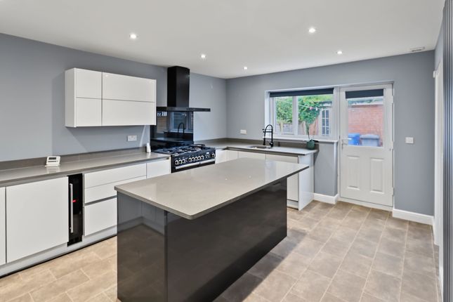 22 Coniston Avenue, Wigan photo 2
