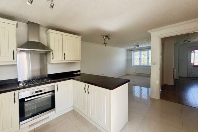 9B Tyn Y Bonau Road, Pontarddulais, West Glamorgan photo 3