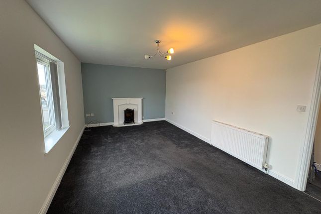 41, Dalton Fold Road, Huddersfield photo 3