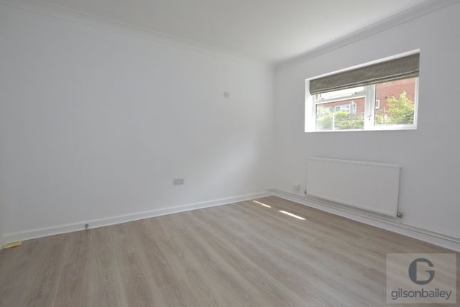 Earlham Court, Heigham Grove Norwich photo 3
