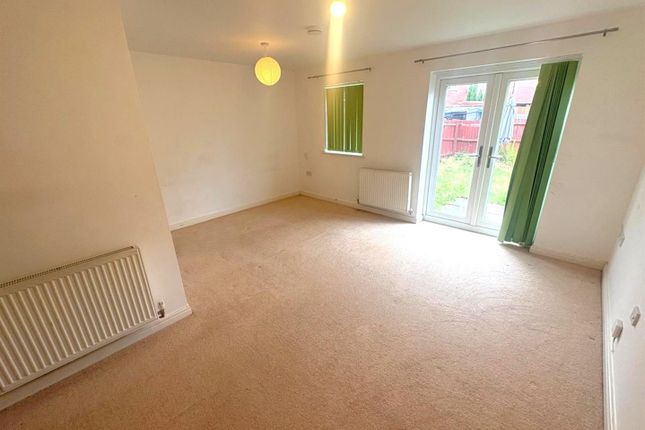 61, Cheltenham Road, Corby photo 2