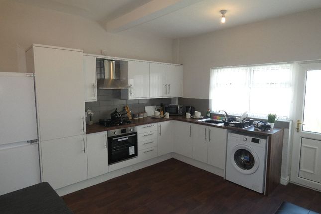 Room 3, 2 St John street, Stoke on Trent photo 2