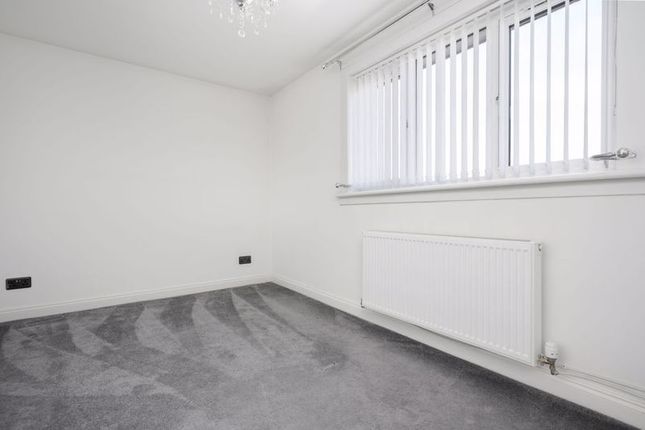 Flat for sale in Torbeith Gardens, Hill Of Beath, Cowdenbeath