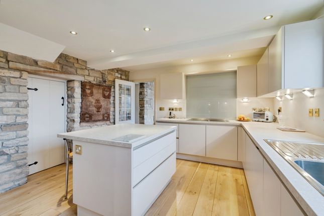 7 Walker Fold,, Walker Fold Road, Greater Manchester photo 3