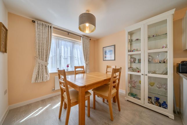117 Westcott Way, Pershore photo 4