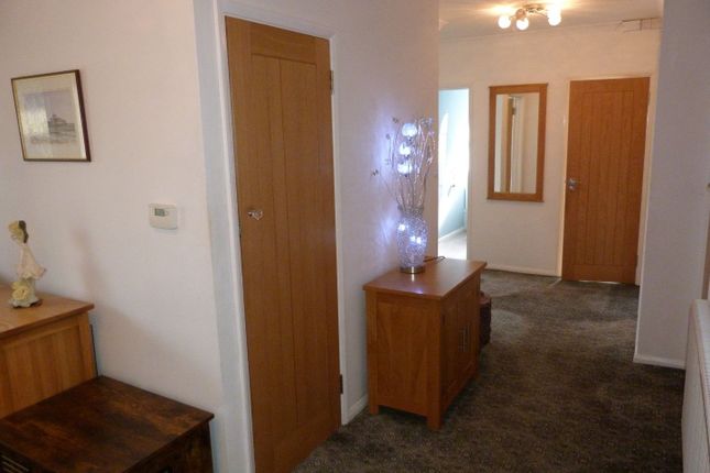 17 Dane Court Gardens, Broadstairs photo 2