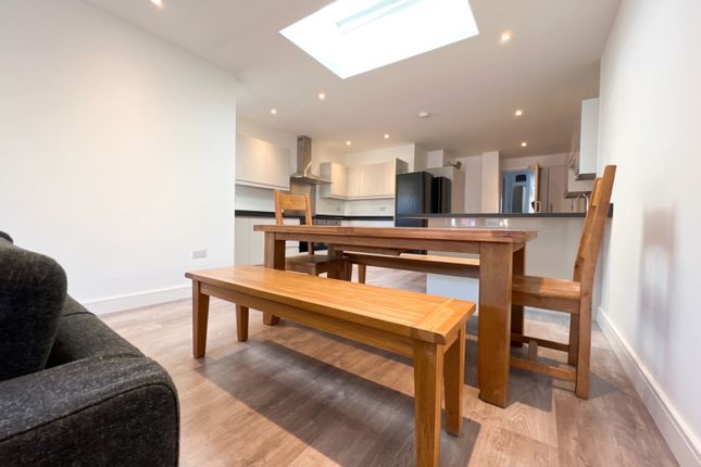 7-bed terraced on 56, May Street, Cardiff, £4,270/mo