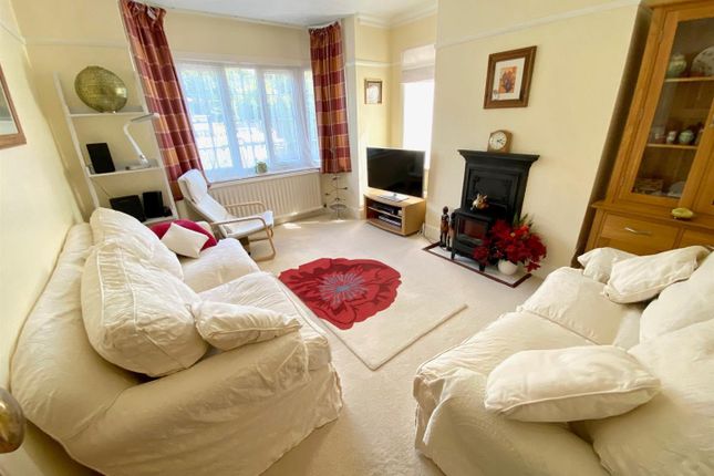 119, Corton Road, Lowestoft photo 5