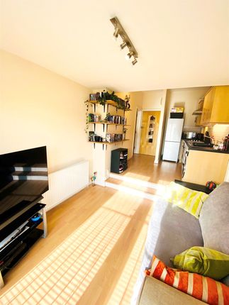 Flat for sale in Kingsway, St. George, Bristol