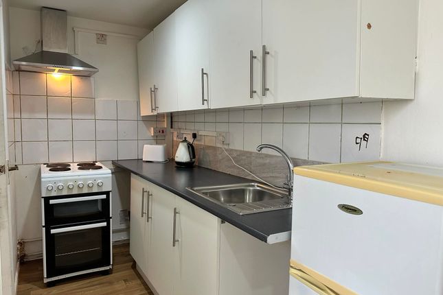 12, Walsall Road, Darlaston photo 2