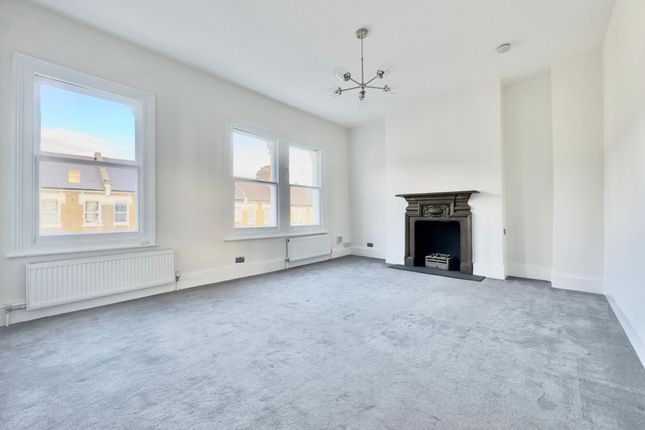 Flat 3 198, Portnall Road, London photo 2
